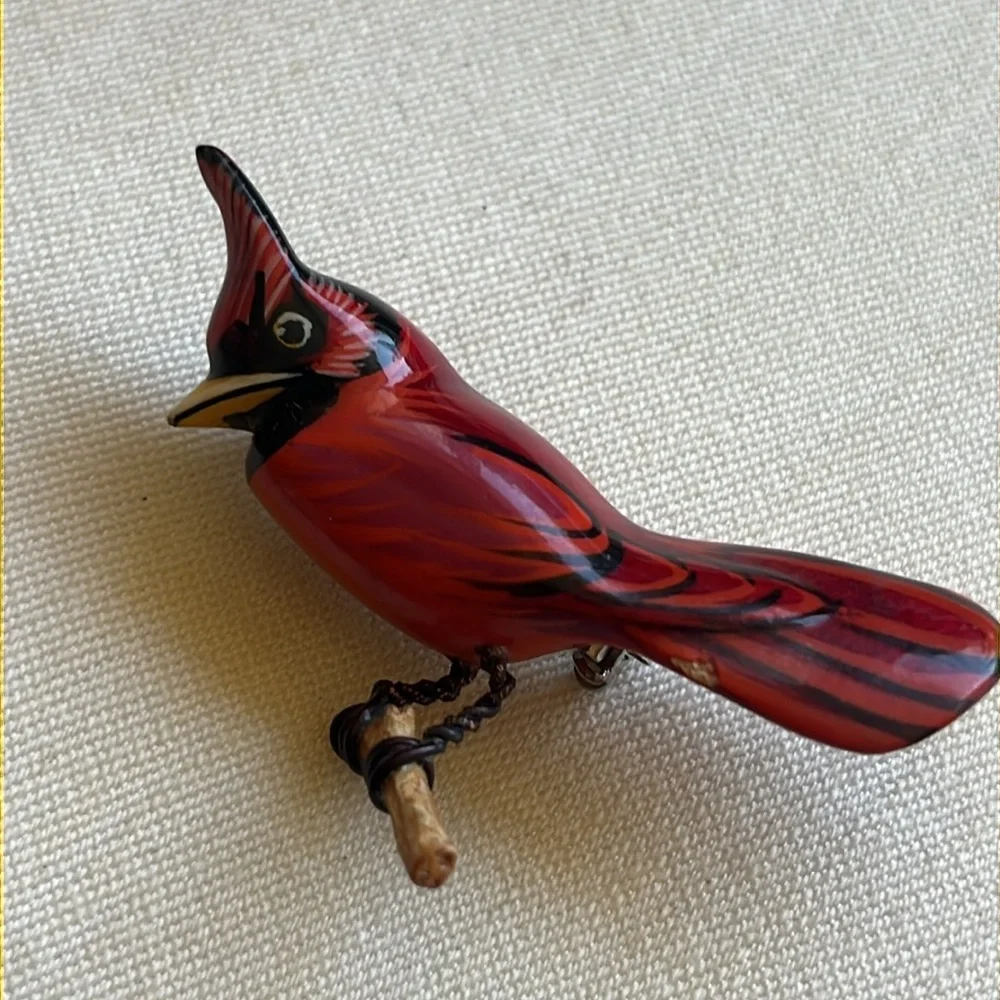 Vintage Hand Painted Red Cardinal Carved Wood Bird Pin Brooch!
